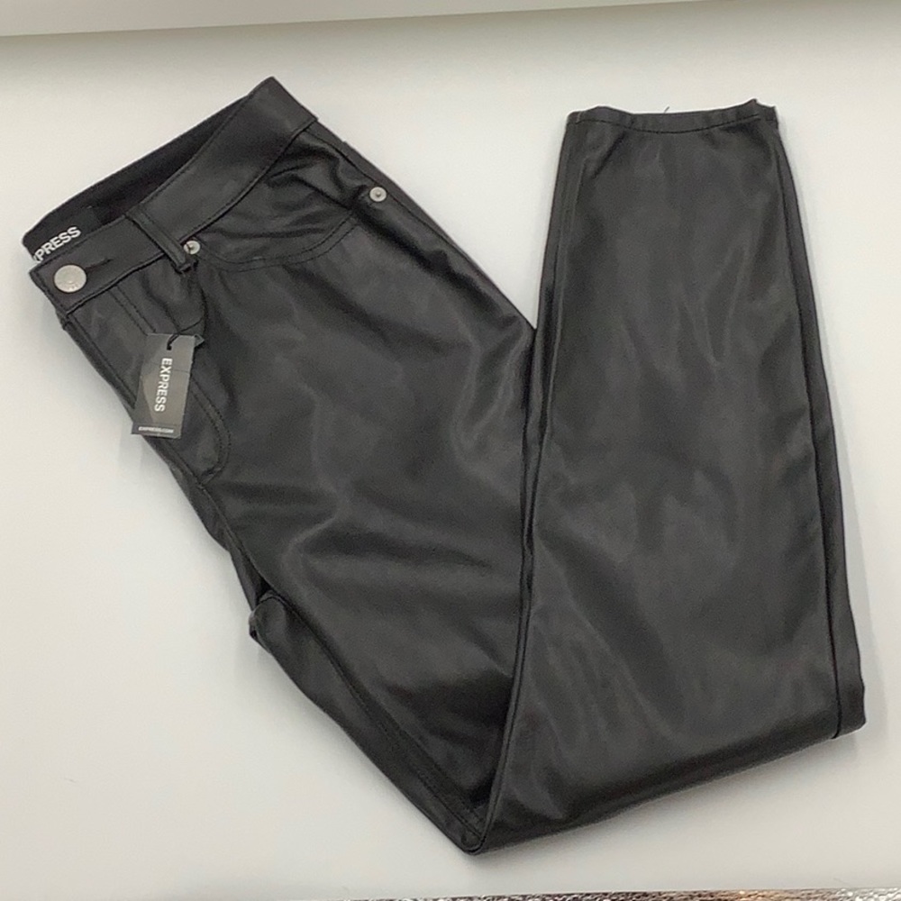 NWT EXPRESS HIGH RISE ANKLE LEGGING